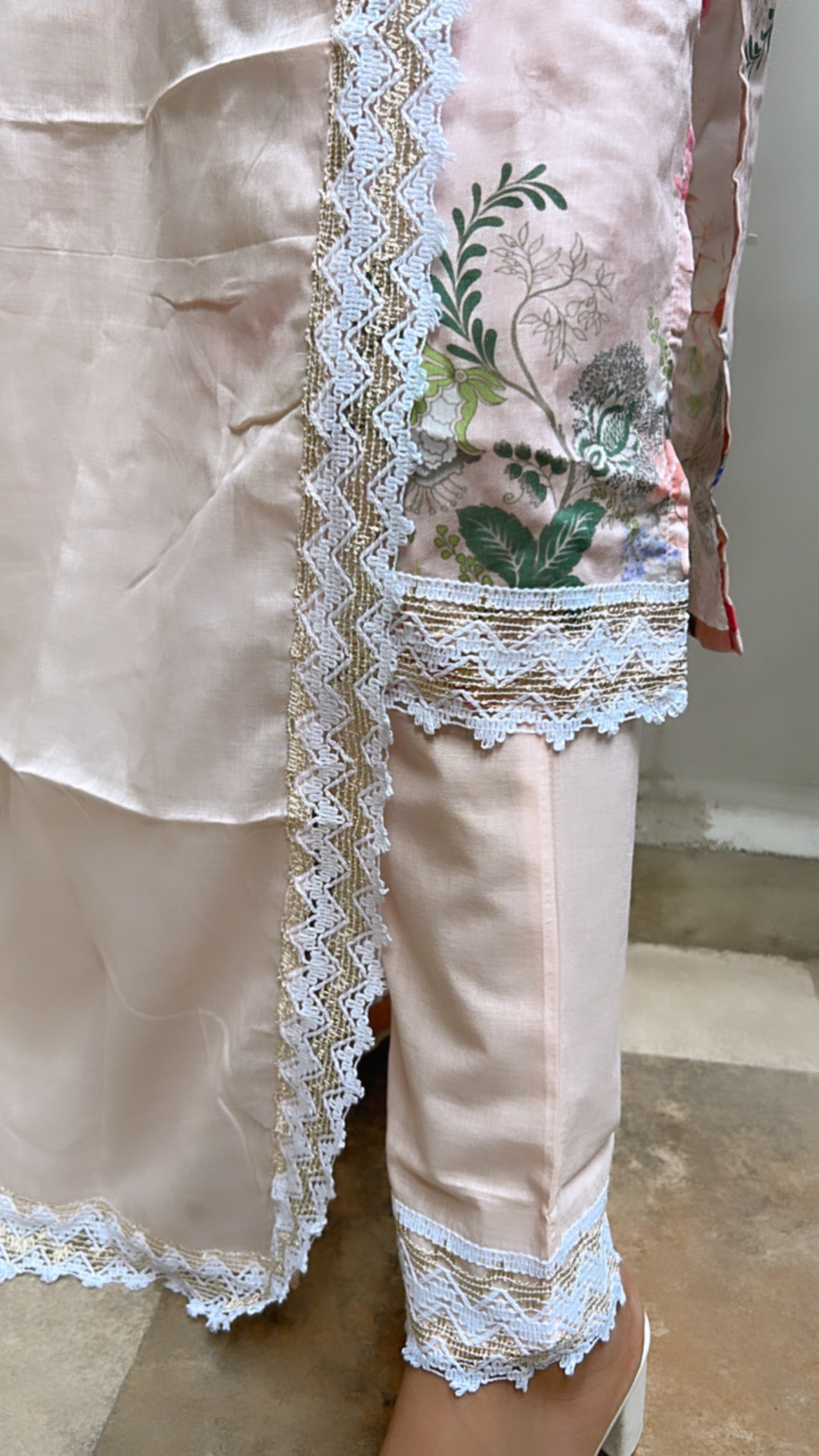 Gulabi bageecha