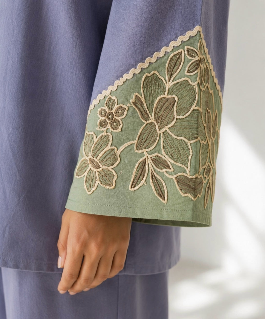 Flora cuff
