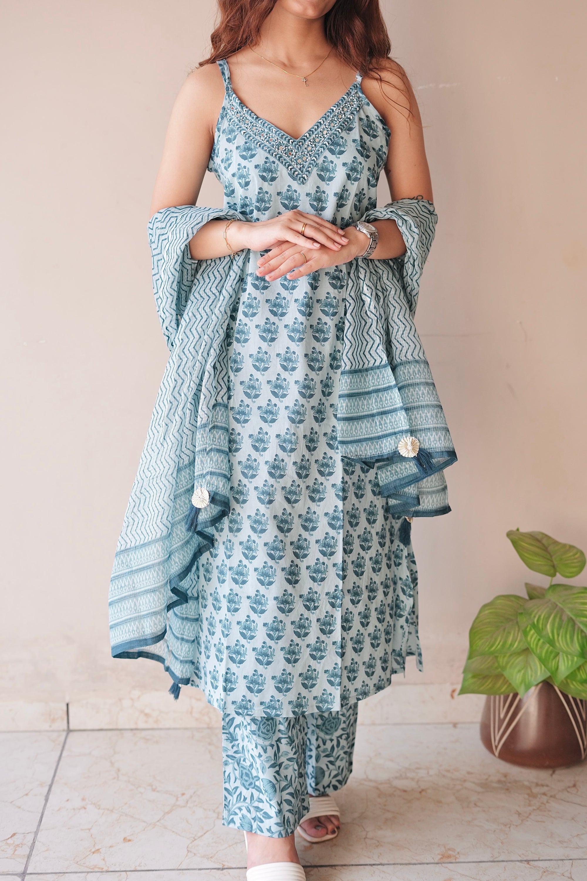 Neela ambar