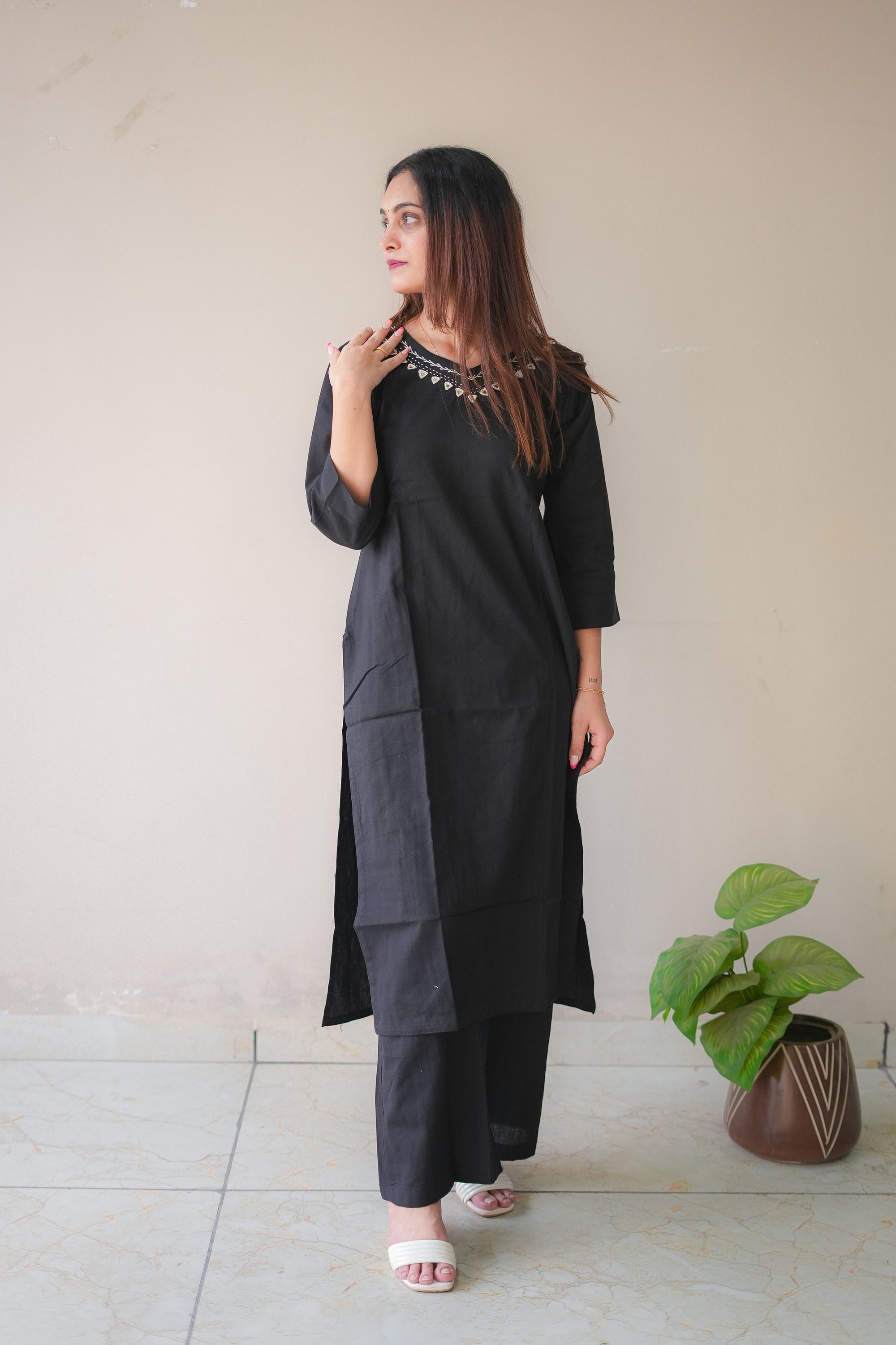Chuppa rustom black ⚫️