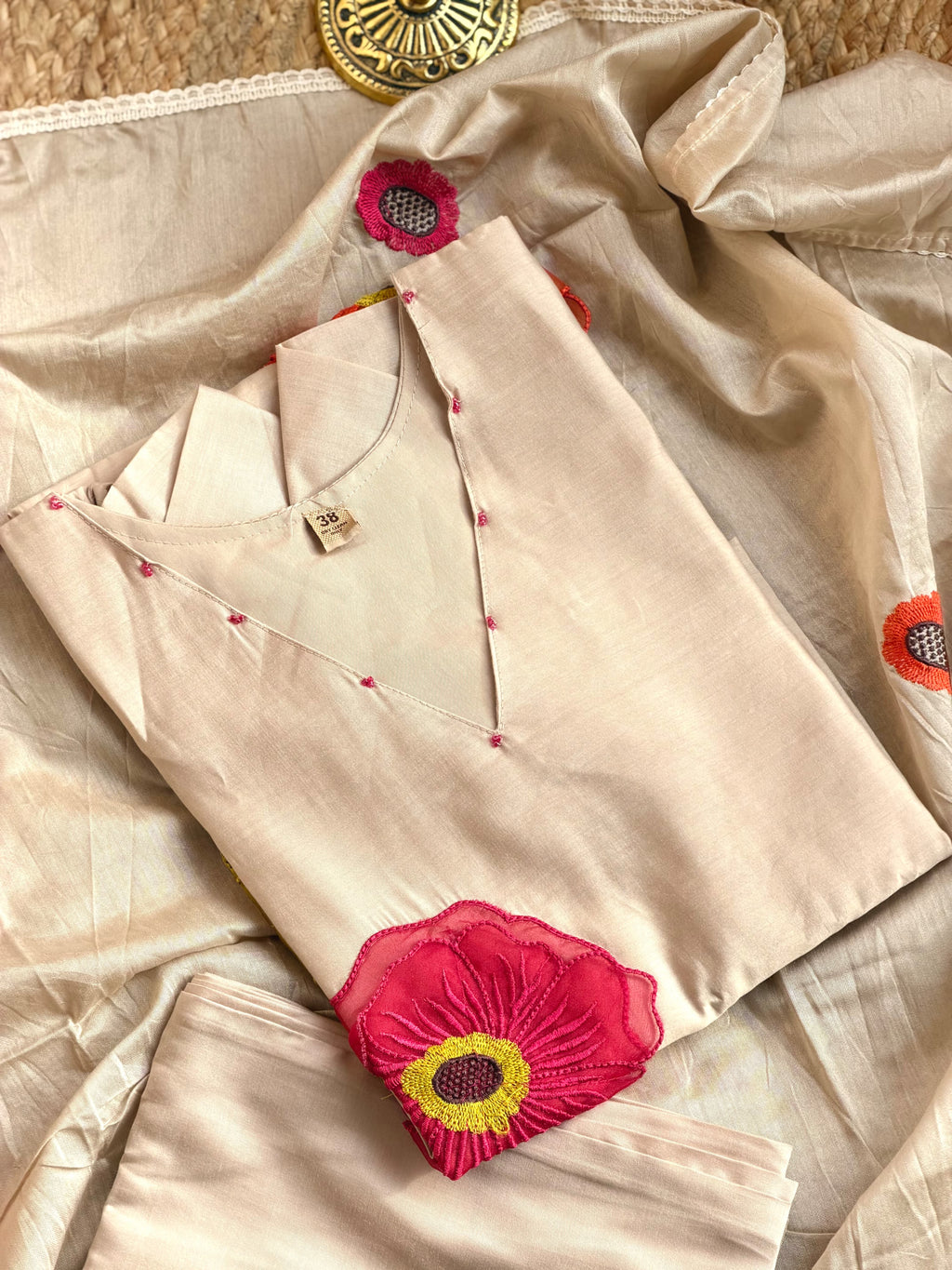 Gulabo beige