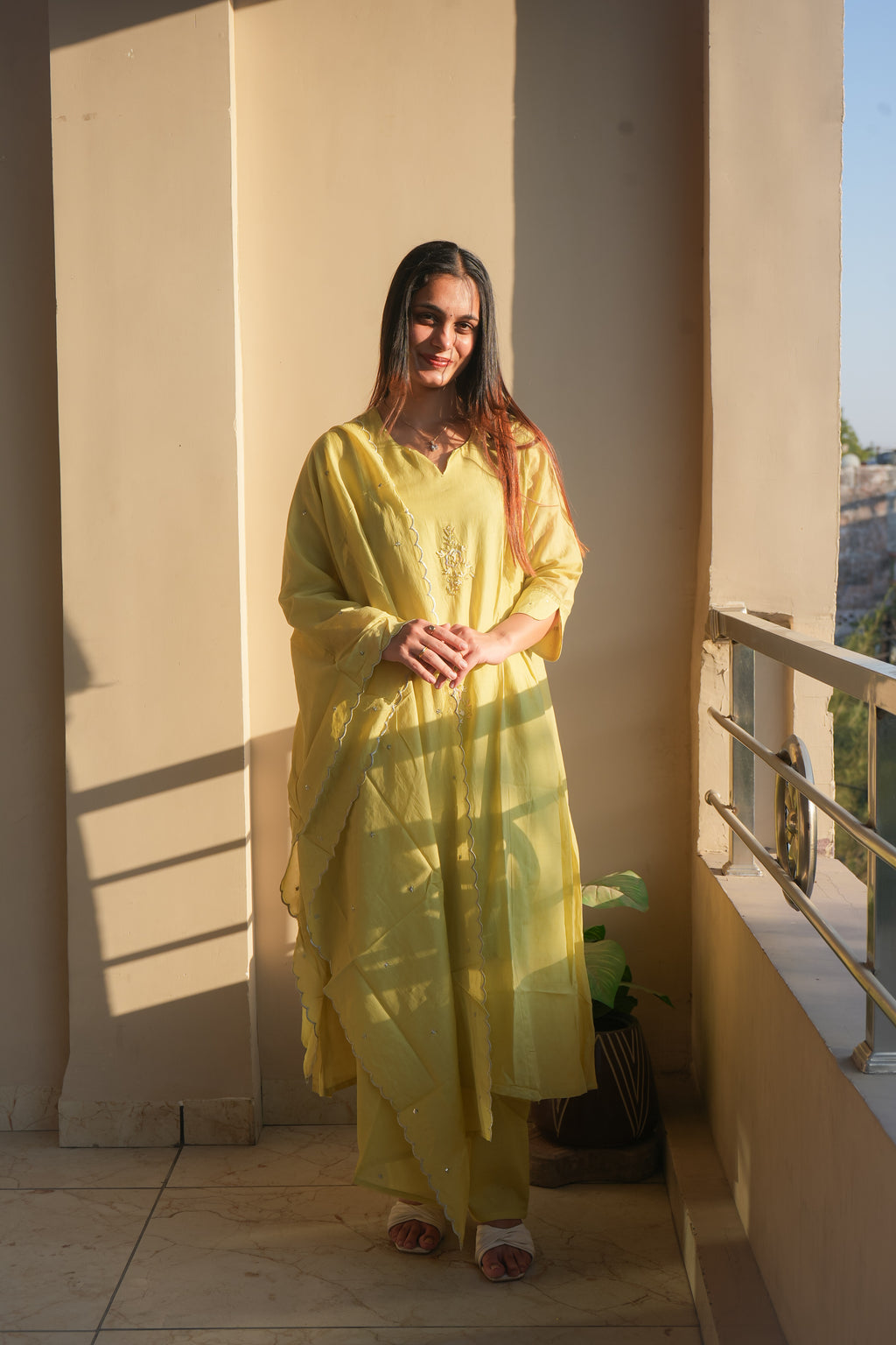 Sunlit charm