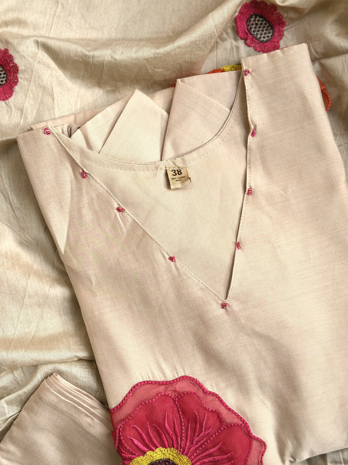 Gulabo beige